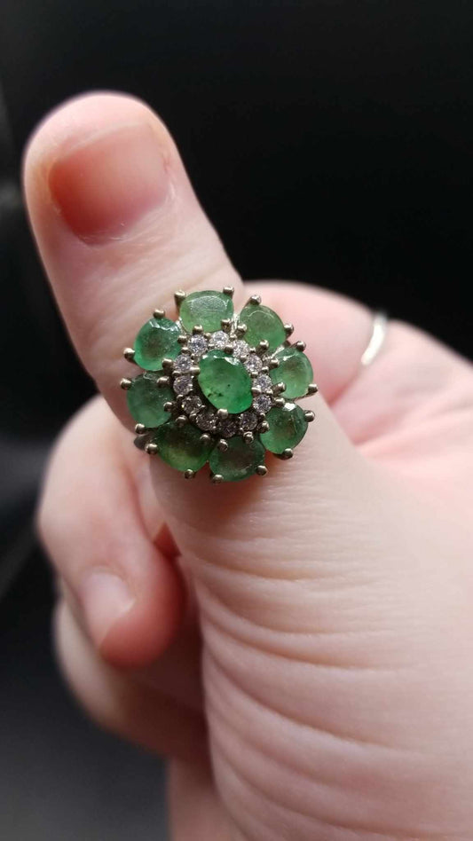 Emerald Fitted Ring